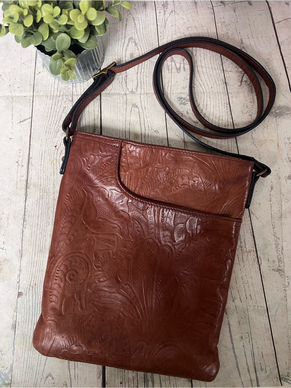 Margot Brown Leather Floral Embossed Tooled Crossbody Purse Bag Brown